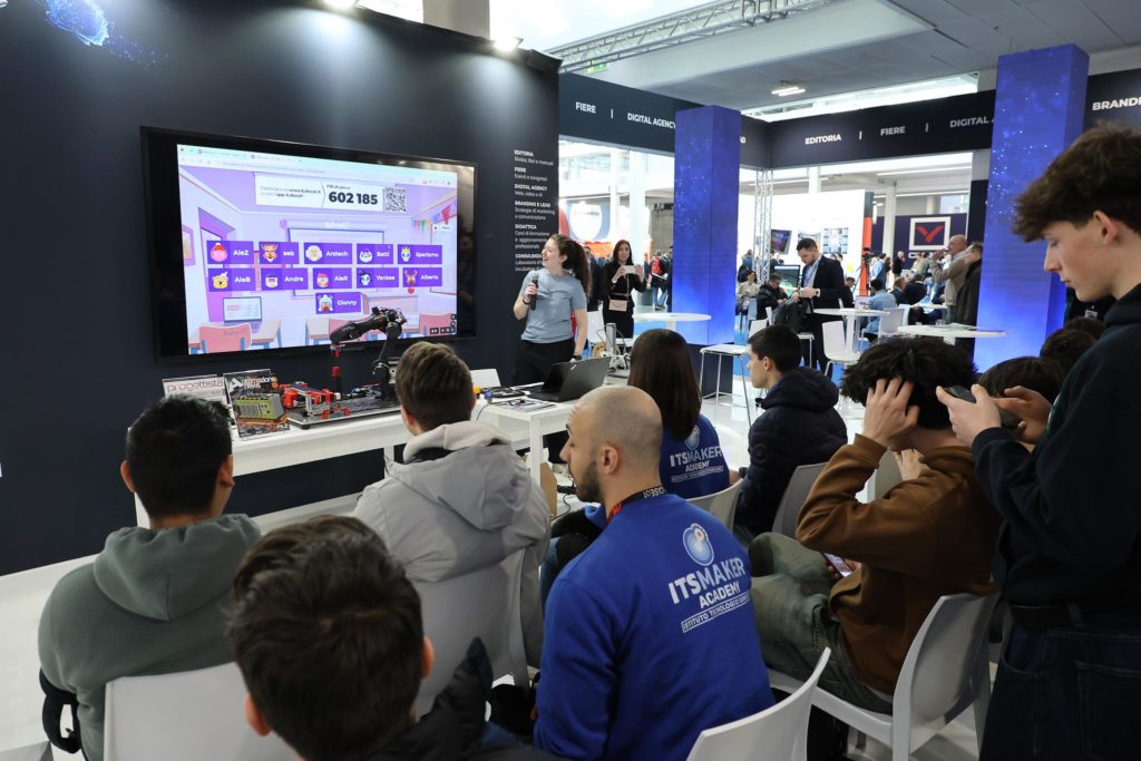 MECSPEBO25-16-1024x683-1